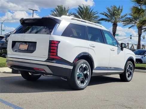 New 2026 Hyundai Palisade Limited image 2