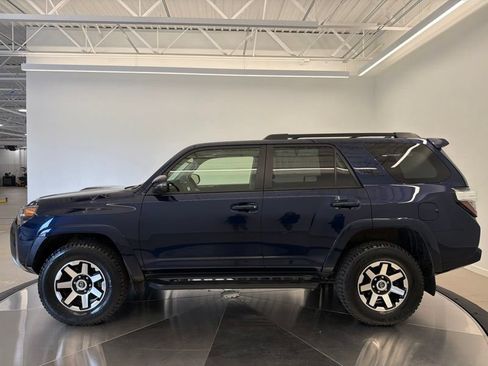 Used 2024 Toyota 4Runner TRD Off-Road Premium w/ Off Road Premium Plus Package AWD/4WD image 6