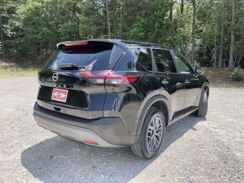 Used 2023 Nissan Rogue S FWD image 22