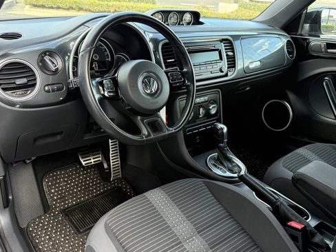 Used 2014 Volkswagen Beetle R-Line image 17