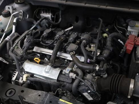 Used 2024 Nissan Kicks SR w/ SR Premium Package image 9