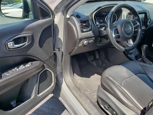 Used 2020 Jeep Compass Limited AWD/4WD image 11