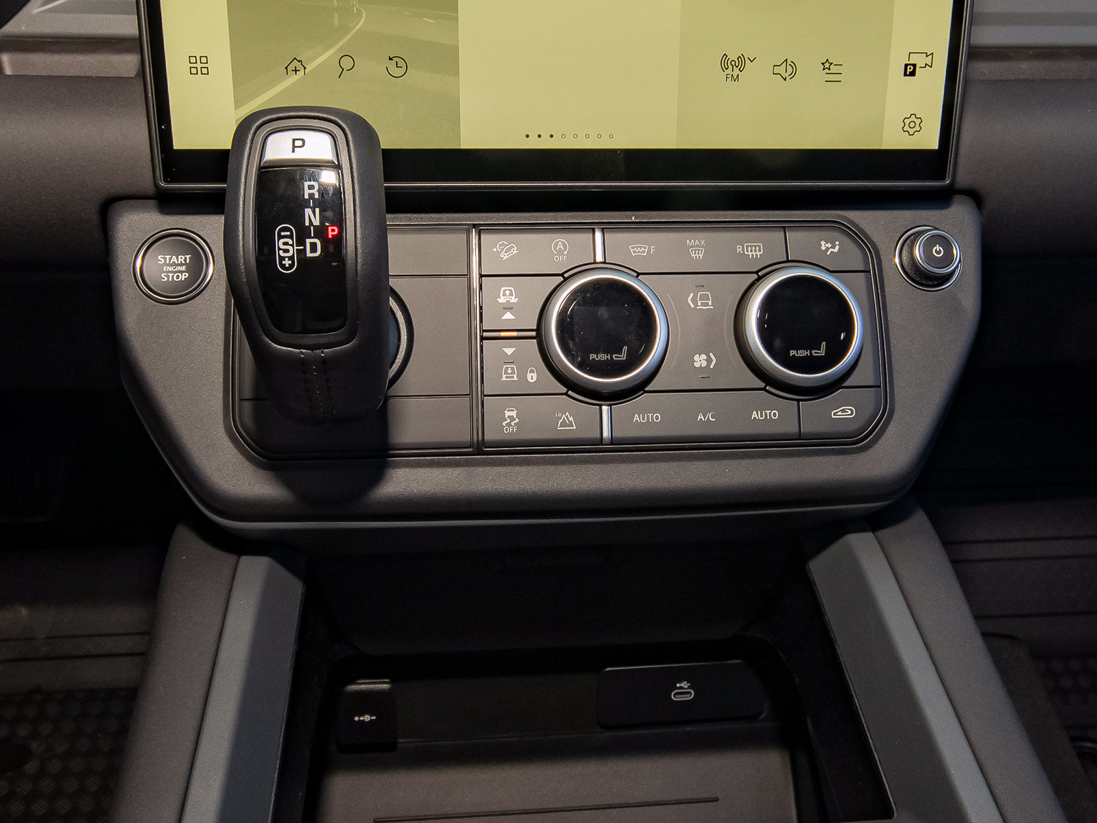 New 2026 Land Rover Defender 110 S AWD/4WD image 27