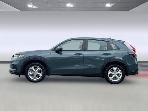Certified 2024 Honda HR-V LX image 2
