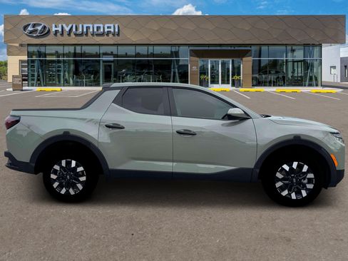Certified 2026 Hyundai Santa Cruz SE AWD/4WD image 9