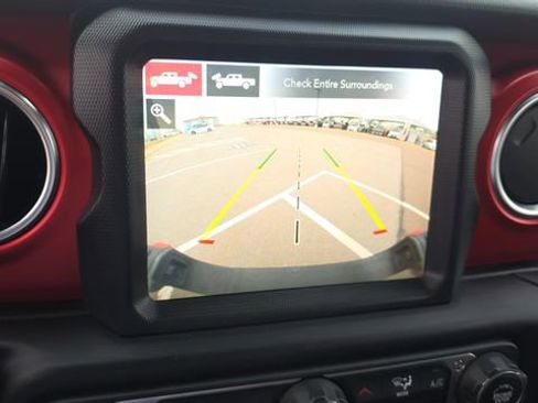 Used 2021 Jeep Gladiator Rubicon AWD/4WD image 20