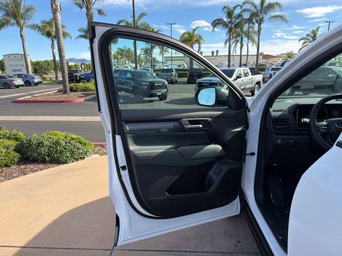 New 2026 GMC Terrain AT4 image 11