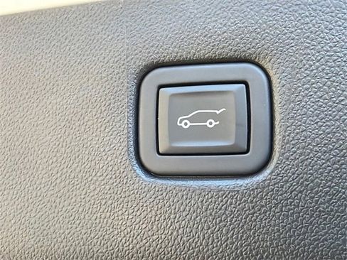 Used 2023 Chevrolet Blazer RS w/ Driver Confidence II Package image 19