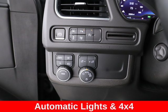 Used 2023 Chevrolet Suburban RST w/ Luxury Package AWD/4WD image 20