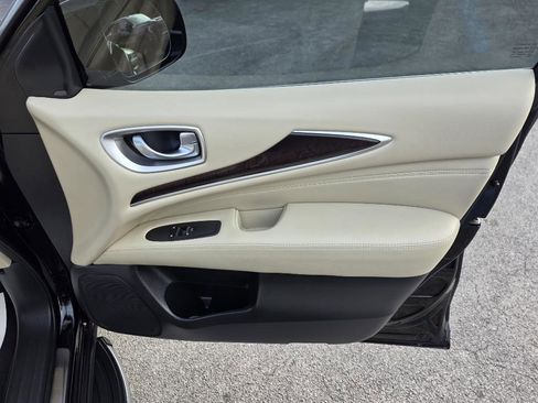 Used 2018 INFINITI QX60 FWD w/ Deluxe Technology Package image 33