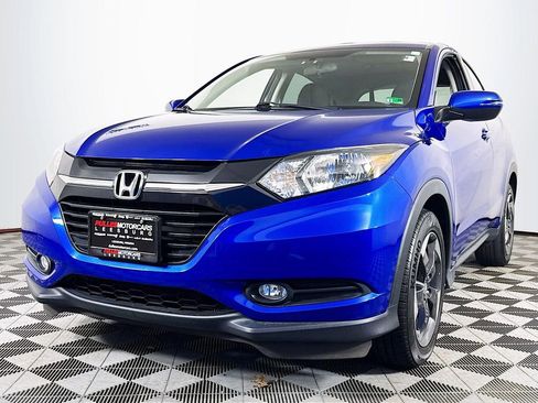 Used 2018 Honda HR-V EX image 3