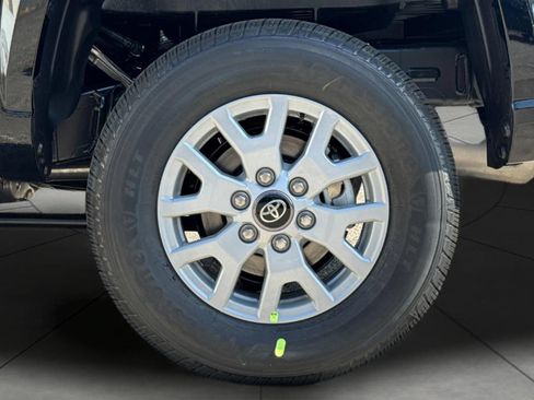 New 2026 Toyota Tacoma SR5 RWD image 32