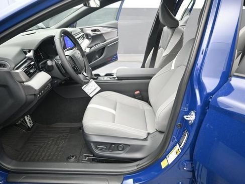 New 2026 Toyota Camry SE FWD image 11