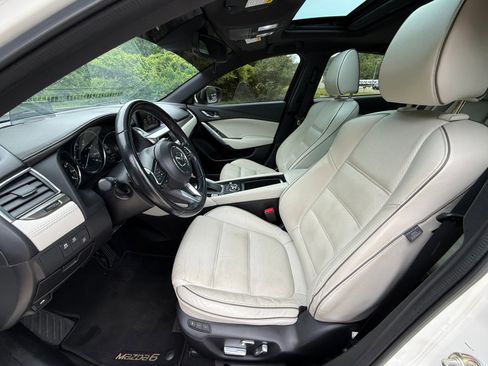 Used 2017 MAZDA MAZDA6 Grand Touring w/ GT Premium Package FWD image 11