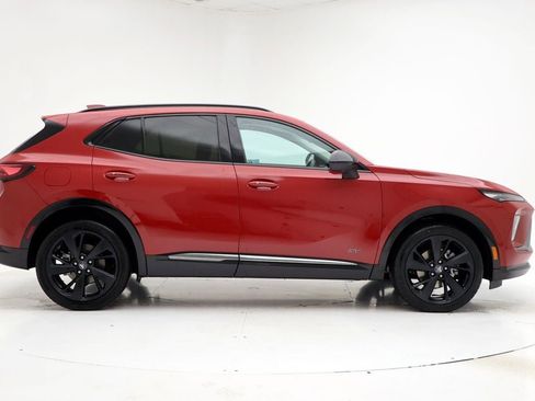 Used 2025 Buick Envision Sport Touring image 3