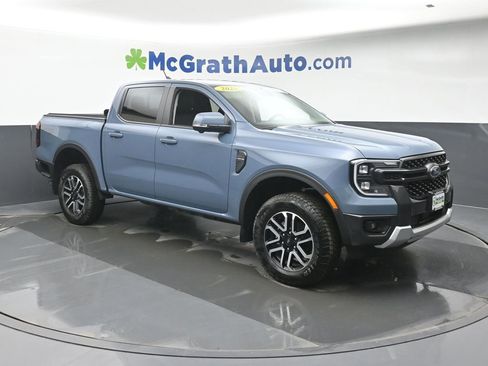 Used 2025 Ford Ranger Lariat w/ Trailer Tow Package image 2