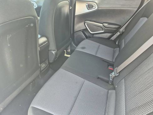 Used 2023 Kia Soul S FWD image 14