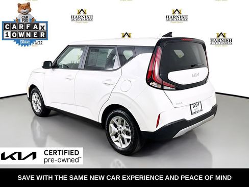 Certified 2025 Kia Soul LX w/ LX Technology Package FWD image 5