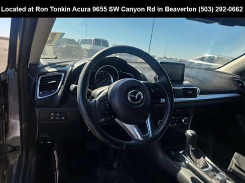 Used 2014 MAZDA MAZDA3 s Grand Touring w/ Technology Package FWD image 8
