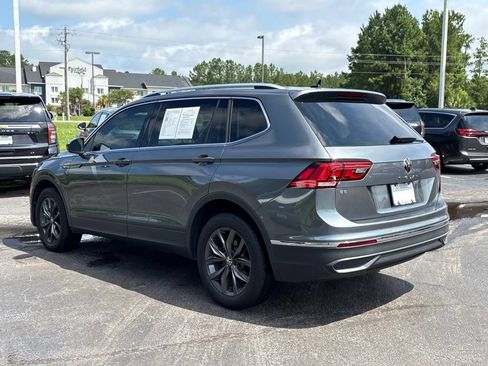 Used 2023 Volkswagen Tiguan SE FWD image 8
