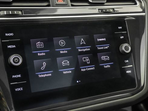 Used 2020 Volkswagen Tiguan SEL w/ Tiguan Two-Row MDO Package image 33