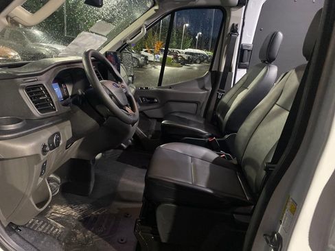 New 2026 Ford Transit 250 148 Medium Roof w/ Load Area Protection Package image 12