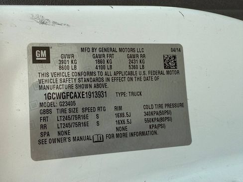 Used 2014 Chevrolet Express 2500 RWD image 25