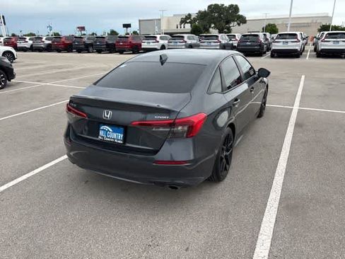 Used 2022 Honda Civic Sport image 5