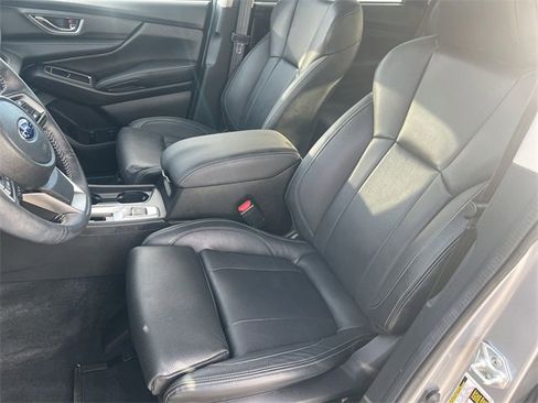 Used 2023 Subaru Ascent Limited w/ Technology Package image 27