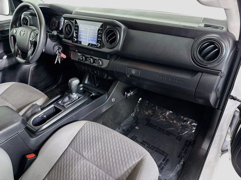 Used 2022 Toyota Tacoma SR RWD image 29