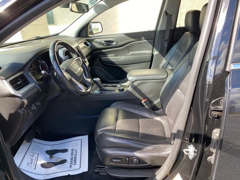 Used 2019 GMC Acadia SLT w/ LPO, Cargo Package image 9