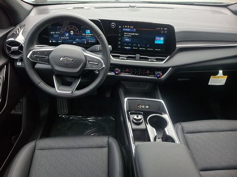 New 2026 Chevrolet Equinox LT w/ Convenience Package II image 11