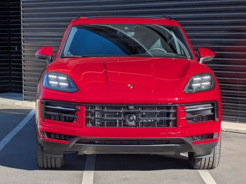 Certified 2026 Porsche Cayenne AWD/4WD image 10