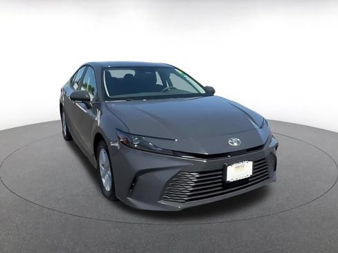 Used 2026 Toyota Camry LE FWD image 3