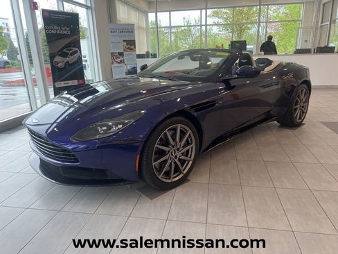 Used 2020 Aston Martin DB11 Volante RWD image 3