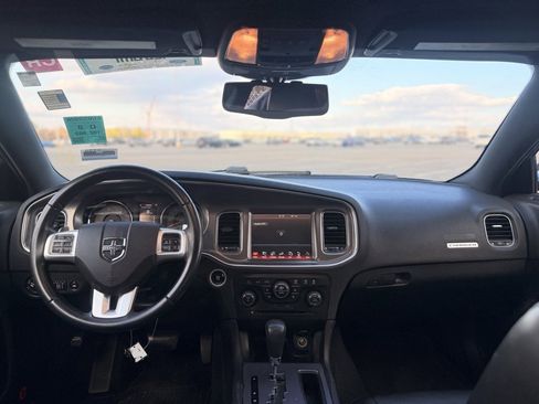 Used 2014 Dodge Charger R/T image 19