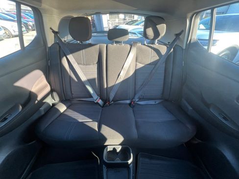 Used 2025 Nissan Leaf S w/ Protection Package image 37