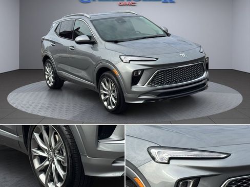 Used 2025 Buick Encore GX Avenir w/ Avenir Technology Package image 2