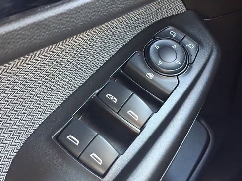 Used 2023 Chevrolet TrailBlazer LT w/ Convenience Package AWD/4WD image 13