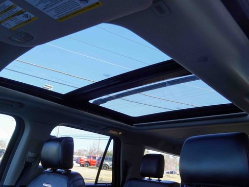 Used 2020 Ford Expedition Max Platinum image 14