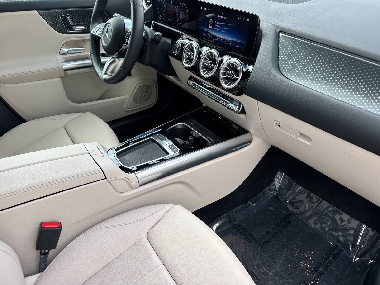 Certified 2026 Mercedes-Benz GLA 250 image 15