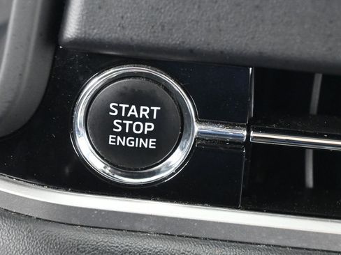 Used 2022 Mitsubishi Outlander ES image 29