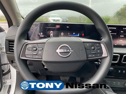 New 2026 Nissan Sentra SV w/ Floor Mat Package FWD image 32