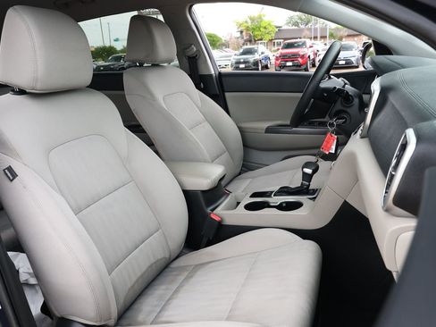 Used 2020 Kia Sportage LX image 27