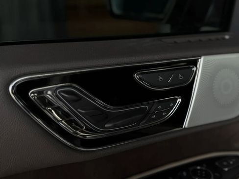 Used 2024 Lincoln Navigator L Reserve image 28