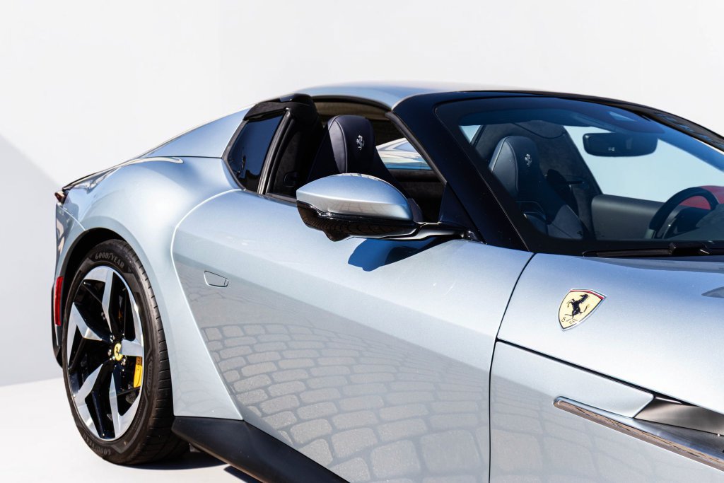 Certified 2026 Ferrari 12Cilindri Spider RWD image 14