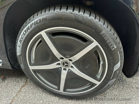 Used 2023 Mercedes-Benz EQS 580 4MATIC SUV image 31