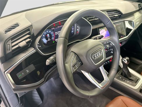 Certified 2023 Audi Q3 2.0T Premium w/ Convenience Package AWD/4WD image 9