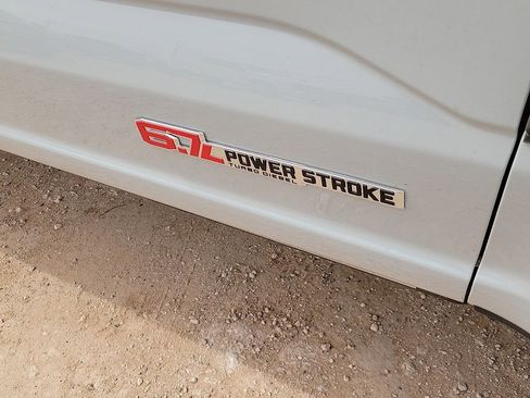 New 2026 Ford F250 Platinum AWD/4WD image 13