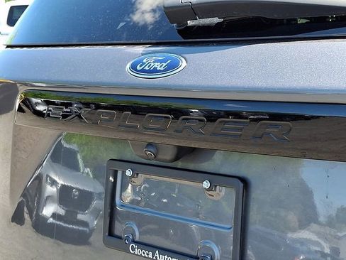 Used 2023 Ford Explorer ST w/ Equipment Group 401A AWD/4WD image 32